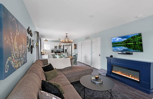 Ottawa House | Family-Friendly Spyglass Inn: 3 Beds & Great Amenities