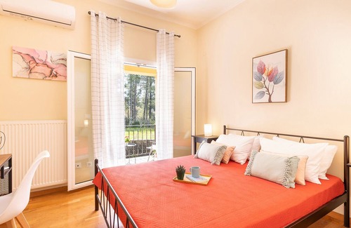 Dassia Villa | Spyrelia Villa by Konnect, with Private Pool & Outdoor Hot Tub