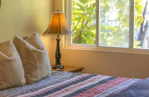Sequim Apartment | Top-Rated SQ Rose Bud 1: Perfect for Families