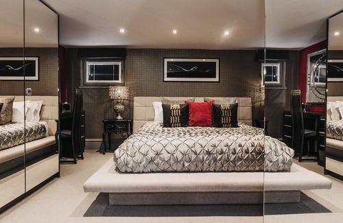 Kemptown Hotel | Eco-Friendly Square Townhouse: Guest Rated 9.8 with Spa