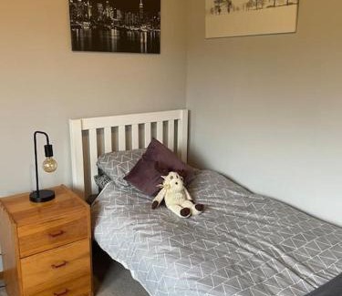 Fangfoss House | Cozy Squirrel Lodge: Ideal for Families Near York