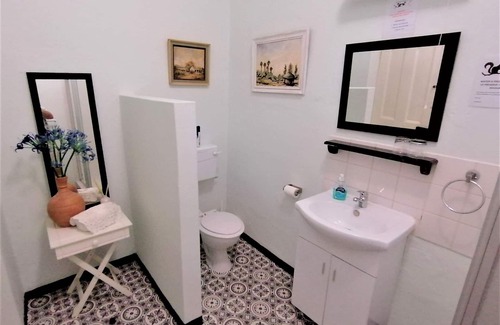Montagu Bed & Breakfast | Experience Comfort at Squirrels Corner: Top-Rated Amenities