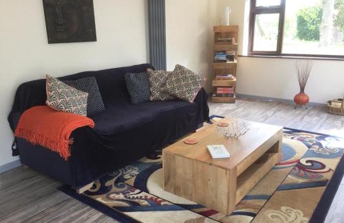 East Dereham Apartment | Discover Comfort at Squirrels Drey - A 4-Star Retreat