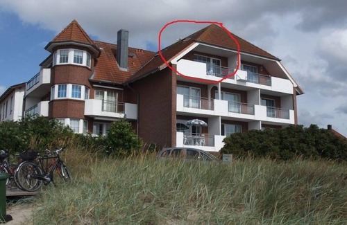 Sierksdorf Apartment | Unforgettable Oceanfront Retreat with Breathtaking Views