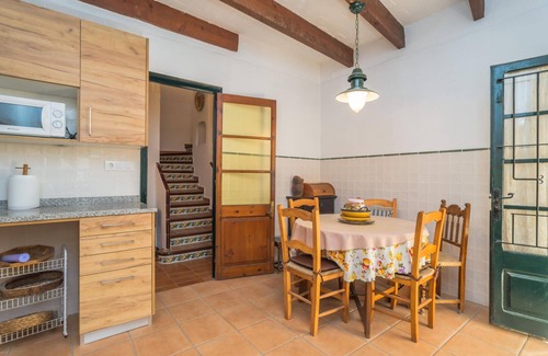 Sa Riera House | Experience SR-41 Begur: Family-Friendly Retreat with Pool