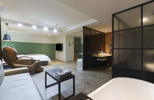 Yongin Hotel | Discover Eco-Friendly Comfort at SR Design Hotel