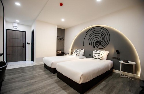 Tha Sala Hotel | Guest Rated SR Grand Hotel Chiangmai with Complimentary Breakfast