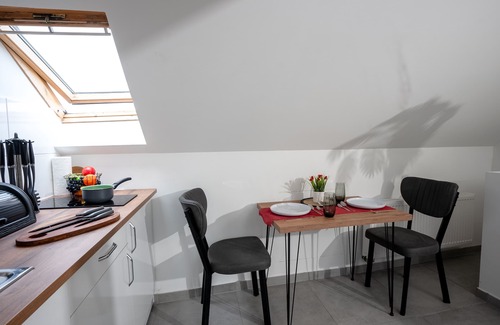 Rapen Apartment | Stylish Apartment 3 in Oer-Erkenschwick with Pool & Pets