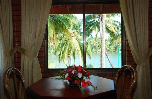 Neeleshwar Hotel | Inviting Sree Gokulam Nalanda Resorts: Family-Friendly Escape