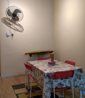 Chegar House | Cozy Sri Damai Homestay - Ideal for Families and Fun