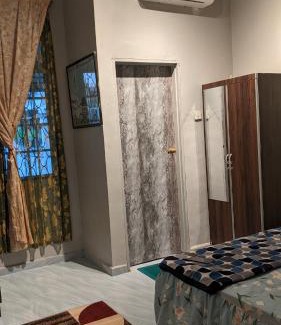 Chegar House | Cozy Sri Damai Homestay - Ideal for Families and Fun
