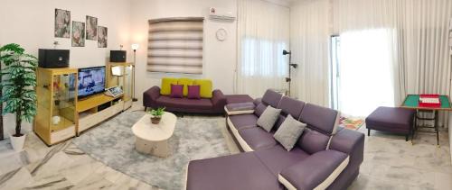 Batu Pahat House | Sri Jaya Homestay