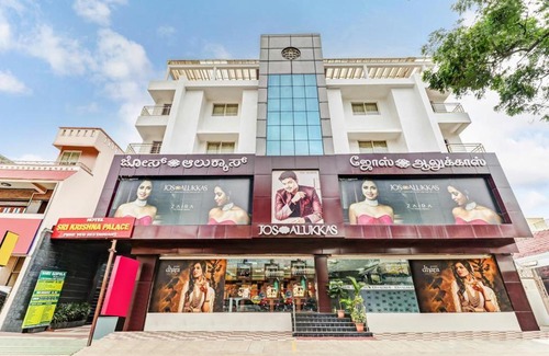 Hosur Hotel | Budget-Friendly Stay at Sri Krishna Palace with Restaurant