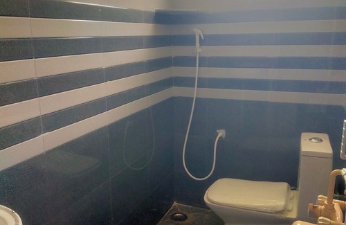 Andipatti Hotel | SRI NAVANEETHA KRISHNA MAHAL & RESIDENCY