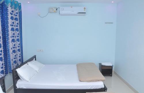 Kanipakam House | Discover Comfort at SriPaadha Inn Kanipakam - 7/10 Rating