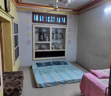 Faizabad House | Sriram niwas homestay