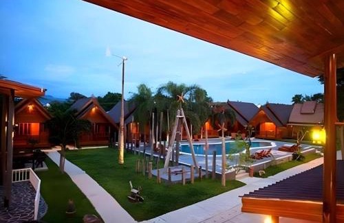 Cha-am Resort | Discover Srisawat Resort: Family-Friendly Getaway Awaits