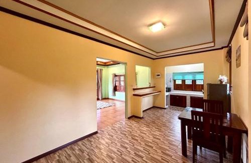 Ko Pha-ngan House | Budget-Friendly Stay at Srisook Resort with Breakfast Included