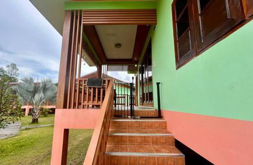 Ko Pha-ngan House | Budget-Friendly Stay at Srisook Resort with Breakfast Included