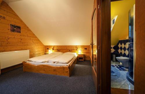 Destne v Orlickych horach House | Discover Srub Karolina: Family-Friendly Stay with Breakfast