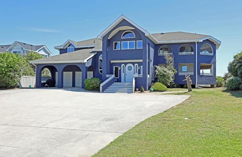 Kitty Hawk House | Ocean's 86: Family-Friendly Getaway by the Sea