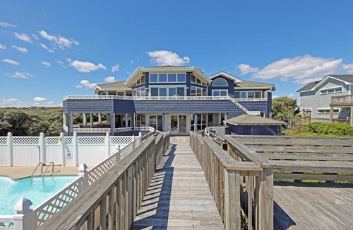Kitty Hawk House | Ocean's 86: Family-Friendly Getaway by the Sea