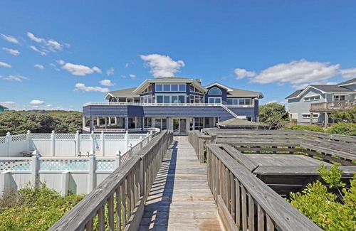 Kitty Hawk House | Ocean's 86: Family-Friendly Getaway by the Sea