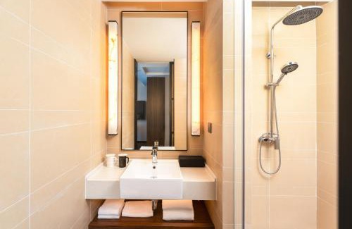 Nanhai Hotel | Relax at SSAW Boutique Hotel Foshan Qiandeng Lake