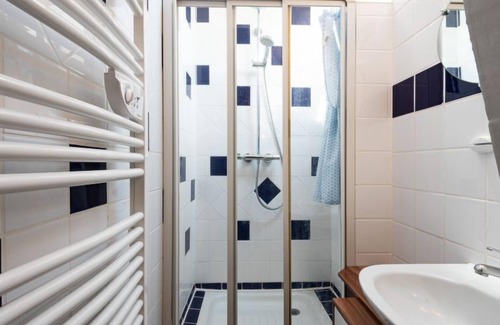 Le Planet House | Pet-Friendly Sténaïs by Interhome with Ocean View & Spa