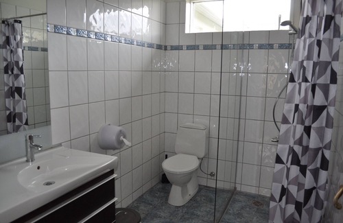 Hvammstangi Other | Inviting Stóra Ásgeirsá Guesthouse with Breakfast Included