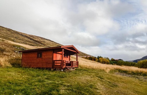 Budardalur House | Family-Friendly Stóra-Vatnshorn with Excellent Guest Reviews