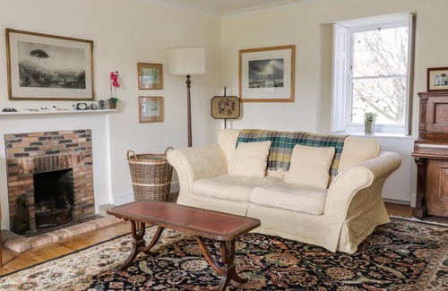 Duns House | Discover St Agnes: 4-Star Pet-Friendly Retreat with High Reviews
