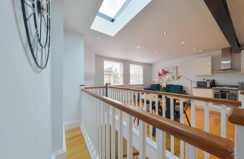 St Albans House | St Albans Modern Hideaway Retreat