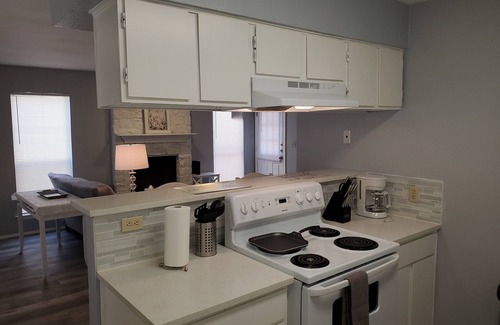 Austin House | Inviting St. Amant Place: Pet-Friendly with Pool & Spa