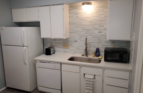 Austin House | Inviting St. Amant Place: Pet-Friendly with Pool & Spa