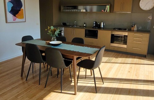 Fingal House | St Andrews Beach Golf Escape- entire townhouse, private on course location!