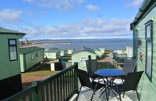 St. Andrews House | St Andrews Holiday Home: Oceanfront Escape with Pet-Friendly Perks