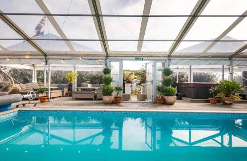 Turnchapel House | Exceptional St Anne's House: Pet Friendly with Pool & Hot Tub