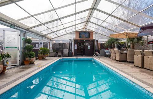 Turnchapel House | Exceptional St Anne's House: Pet Friendly with Pool & Hot Tub