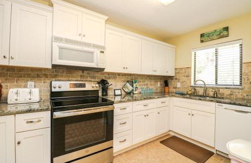 St. Augustine Beach House | Your Ideal Getaway at St Augustine Beach & Tennis Resort 503
