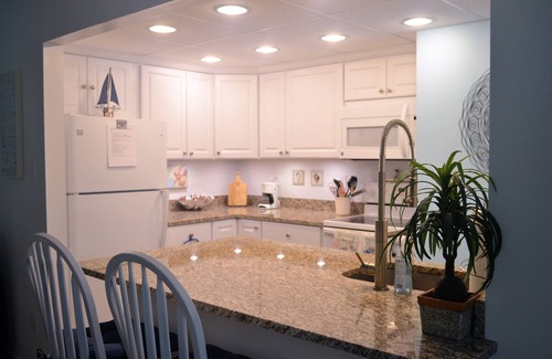 Saint Augustine Shores Condo | Idyllic St. Augustine Beach Condo with Ocean View & Pool