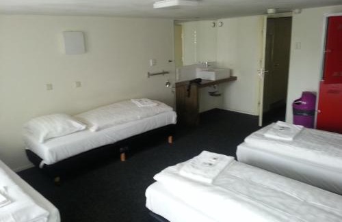 Binnenstad Hostel | Discover St Christophers Inn at The Winston with Pool & Dining