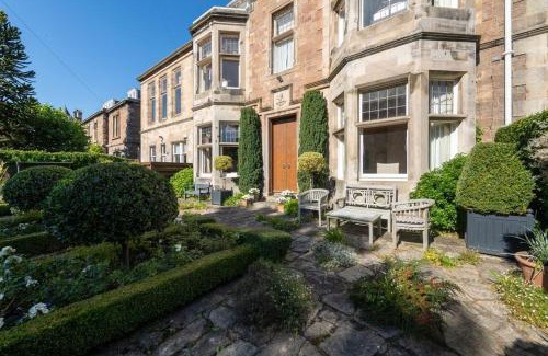 North Berwick House | Family-Friendly Retreat at St Colms Main House, Rated 9/10