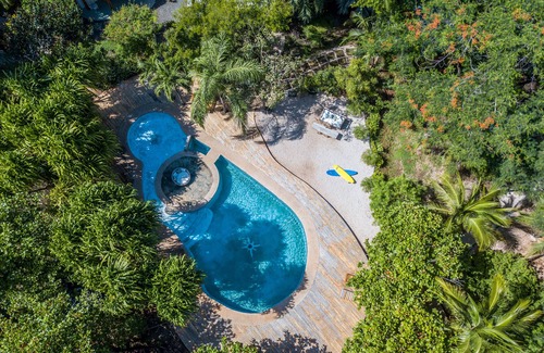Avellanas Beach House | Stylish Villa with Ocean View and Lush Garden Retreat