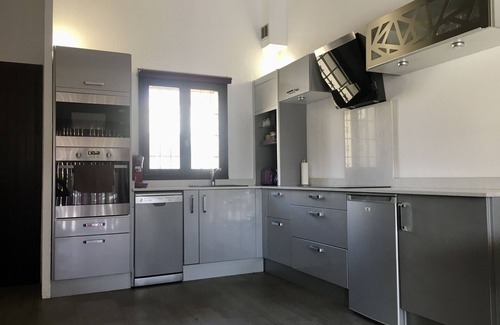 Saint-Cyprien Plage Ski Chalet | Relaxing St Cyprien Holiday Home with Pool for Families