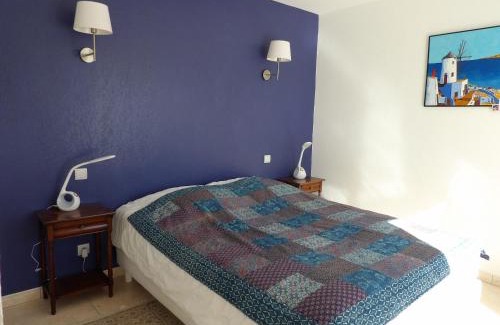 Saint-Cyprien Villa | Experience the Splendor of St Cyprien with Pool Access