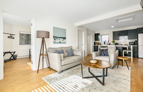 Sligo Apartment | Top-Rated St. Edwards Overlook: Family-Friendly Getaway