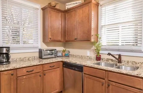 St. Elmo Improvement League House | Exceptional St Elmo's Blue Bungalow: Near Downtown & Parks