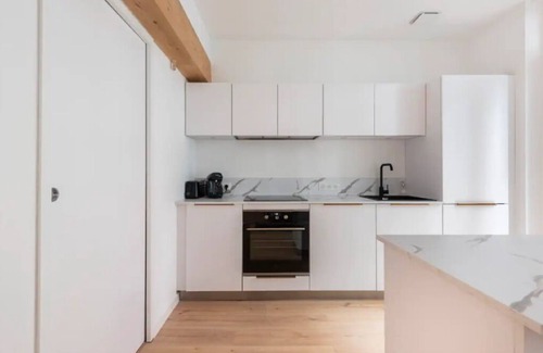 Palais de justice Apartment | Discover St Fée sur les Toits in Downtown Marseille
