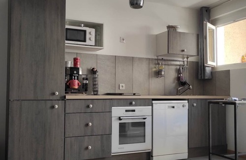Saint-Laurent-de-la-Salanque Apartment | Cozy Studio with Terrace Steps from the Beach